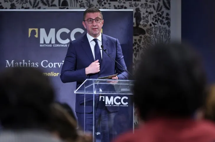 Мицкоски во Будимпешта: Виктор Орбан е бранител на Европа