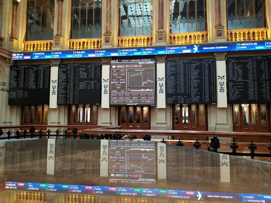 Нафтата паѓа, берзите растат - Трамповата изјава ги смири пазарите