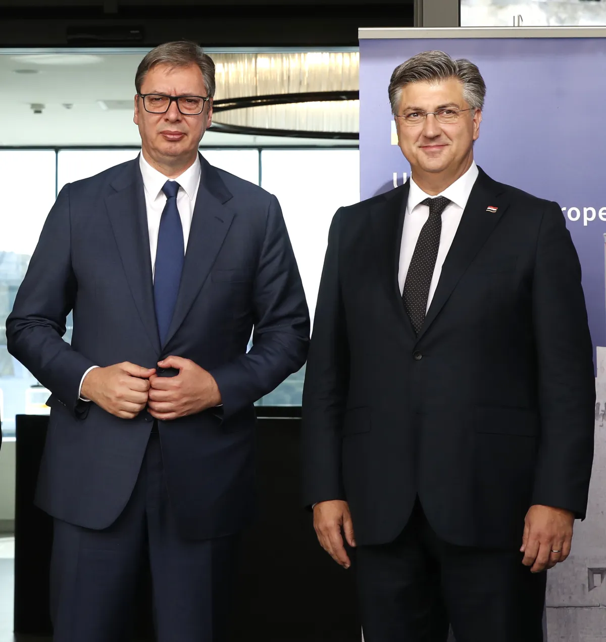 Вучиќ ја обвини Хрватска за мешање во српските протести - Пленковиќ: Смешна теза\!