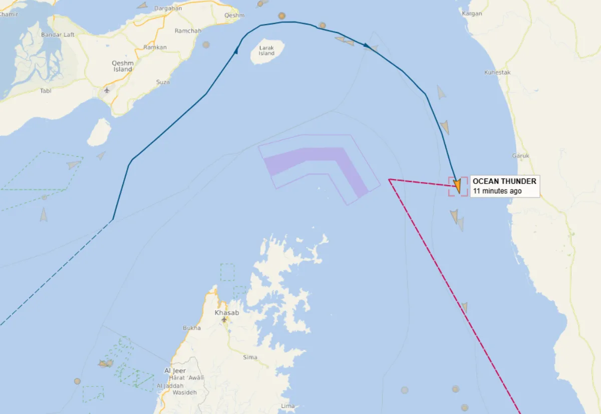 Иран: Хормушкиот теснец не е затворен за сите - селективно пропуштање на бродови