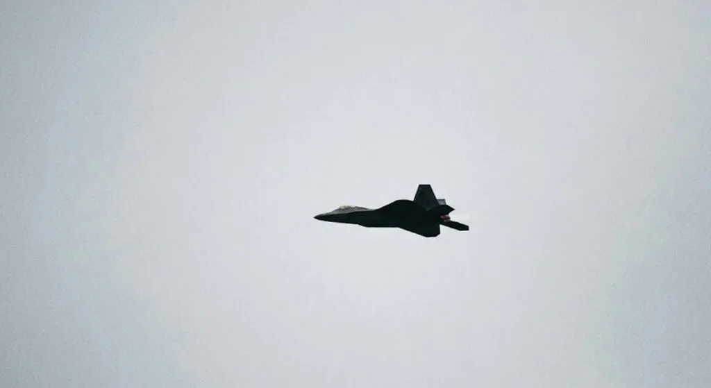 НАТО полета на Русите над Балтикот: Ту-22М3 против Ф-35, а небото над Европа сè потесно