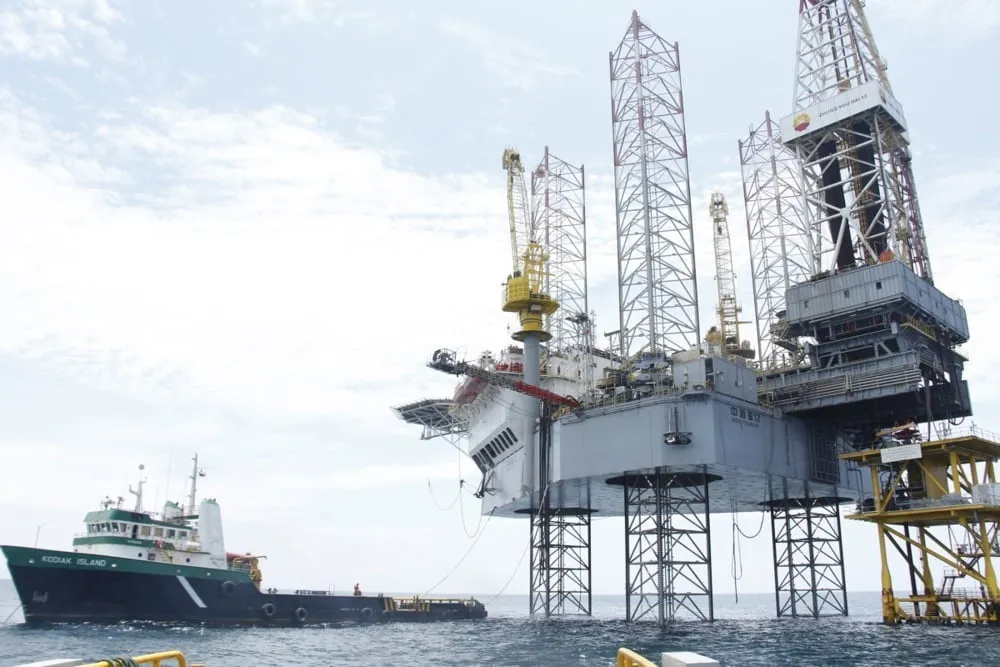 Нафтата на 95 долари, Волстрит со најголем раст за година - примирјето ги смири пазарите