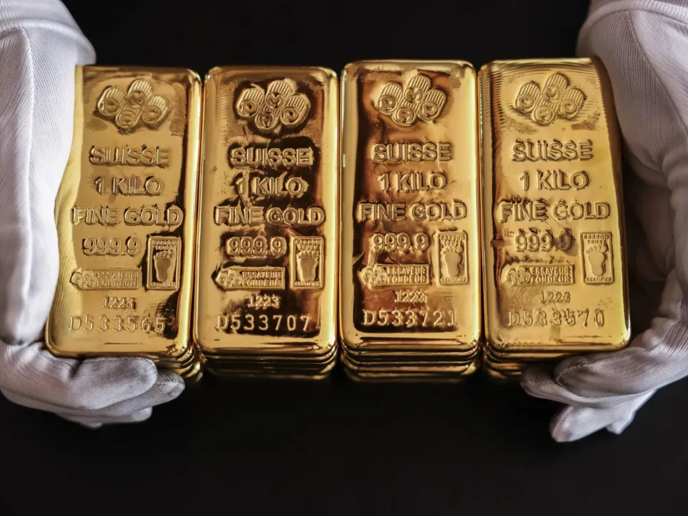 Златото расте кон 4.560 долари - Goldman Sachs проектира 5.400 до крајот на годината