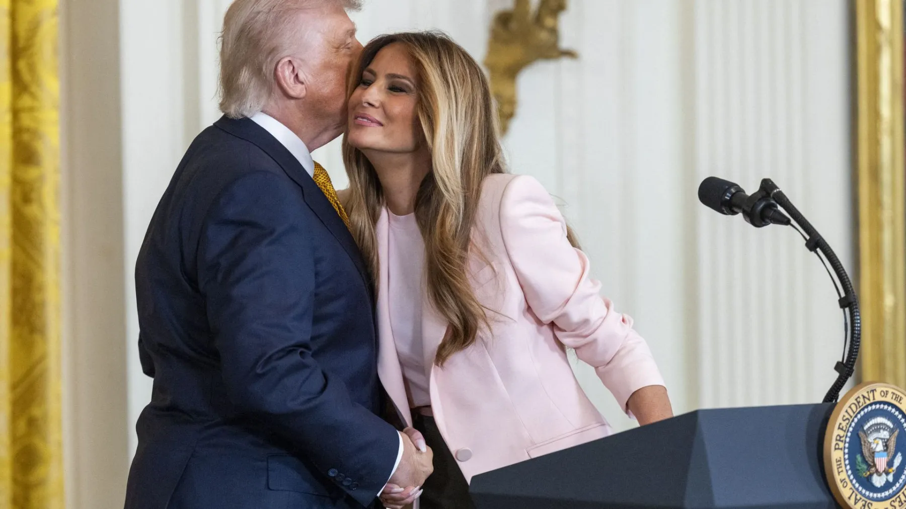 Меланија Трамп за словенската баба на Барон: магичната врска и јазикот од стариот крај