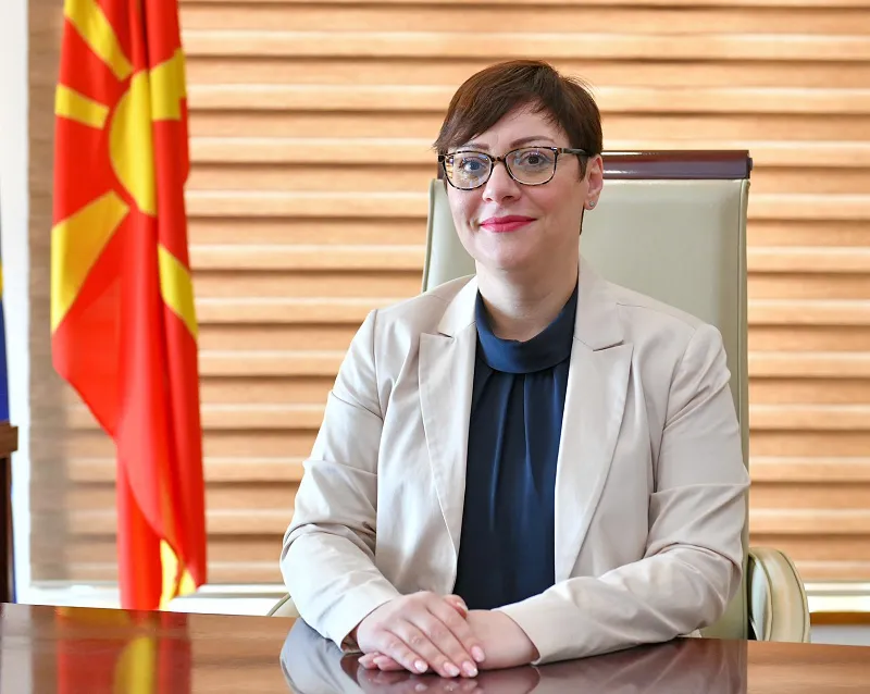 Крај на брзите кредити на рака: парите ќе мораат да оставаат трага на сметка