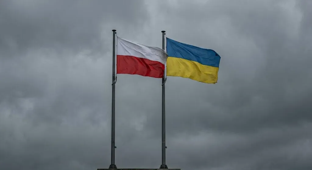 Нема војна меѓу Полска и Украина - има стара рана што се чепка одново