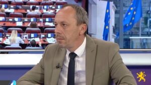Дипломатска нота со податоци за семејството на премиерот заврши на интернет