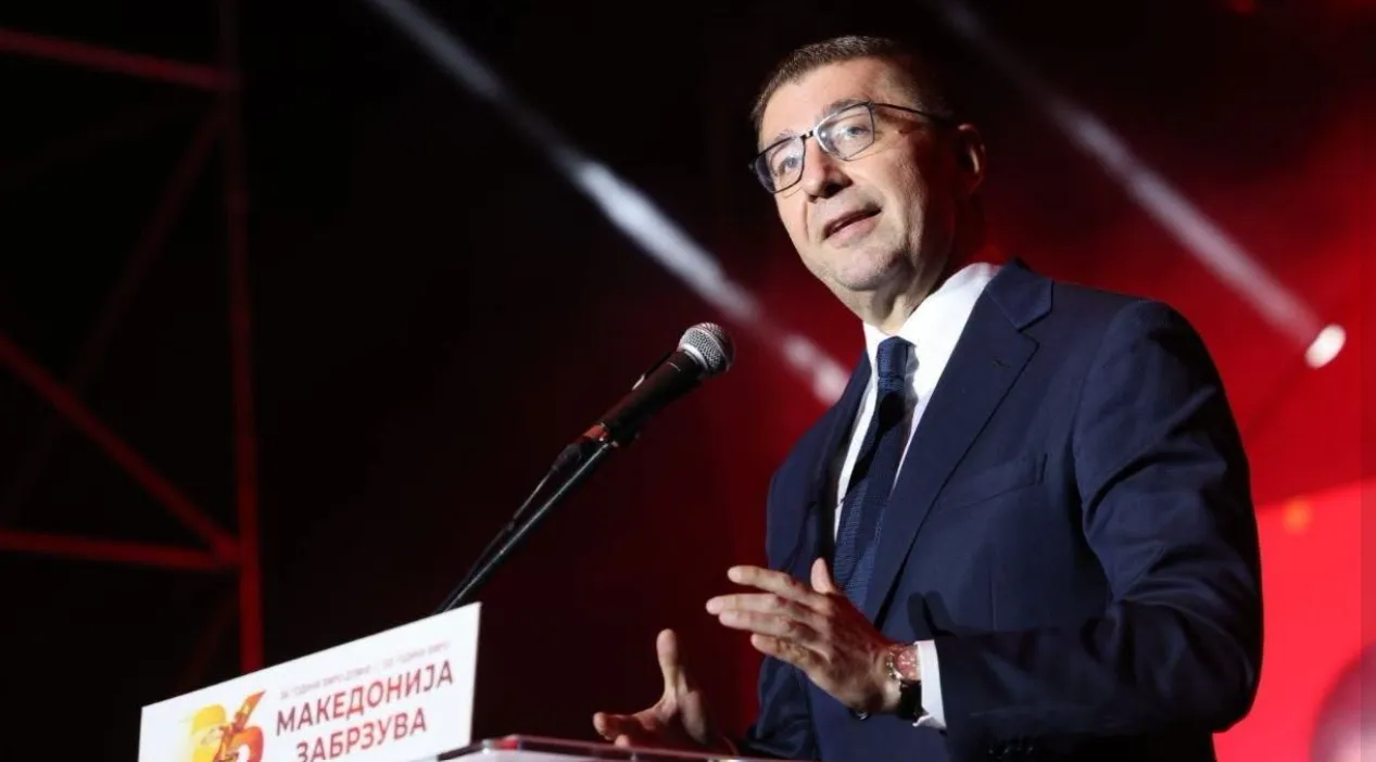 Мицкоски во Струмица: нема пазарење со идентитетот, подгответе се за маратон кон ЕУ
