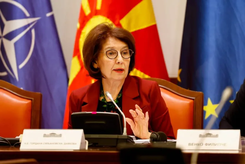 Скопје и Софија пред нова рунда: Сиљановска-Давкова кај Јотова, а Мицкоски однапред порача - чуда нема