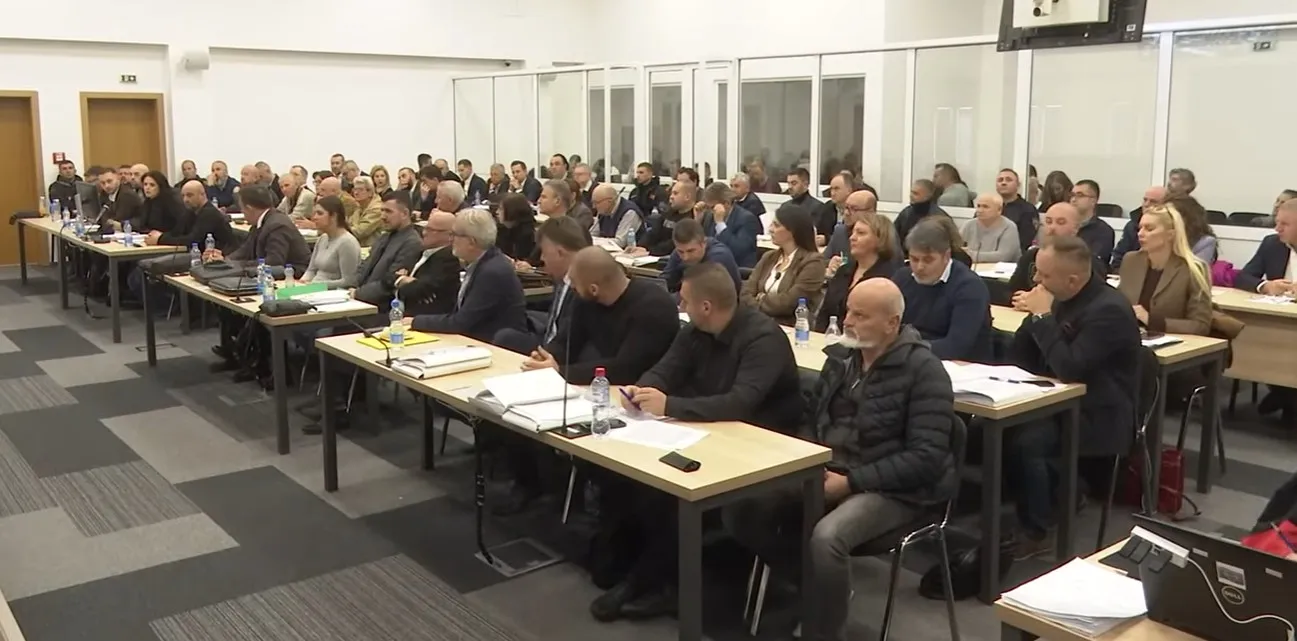 Започна судењето за Пулс: деветте полицајци не ја признаа вината, 63 гроба чекаат одговор