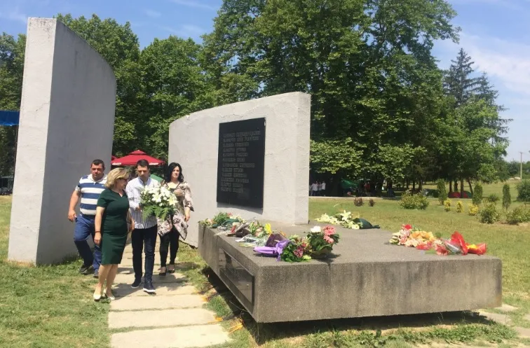 83 години од Ваташкиот масакр: дванаесет млади животи што Македонија не ги заборава