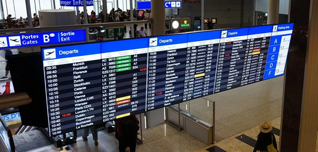 EU uvela stroža pravila za avio-putnike: do 600 evra kompenzacije i rok od 30 dana za aviokompanije