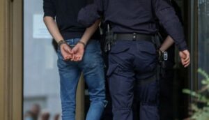 Побегнал од затвор во Прилеп, го фатиле во маркет во Битола со 30 штеки цигари