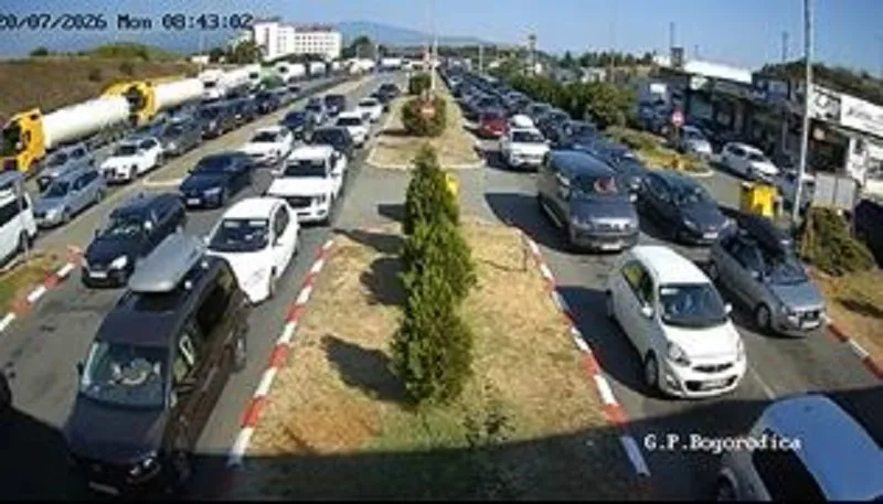 Гужви на границите: До 40 минути чекање за Грција – еве кои датуми се најкритични за патниците