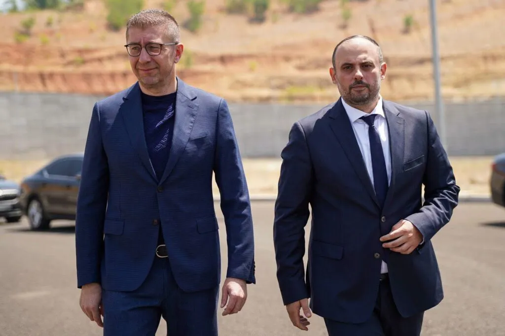 Електрични автобуси за Скопје - но тендерот е уште во жалба, а Момин Поток е на 75 отсто