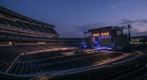 Една година по Coldplaygate: жената од камерата за бакнежи сè уште без работа