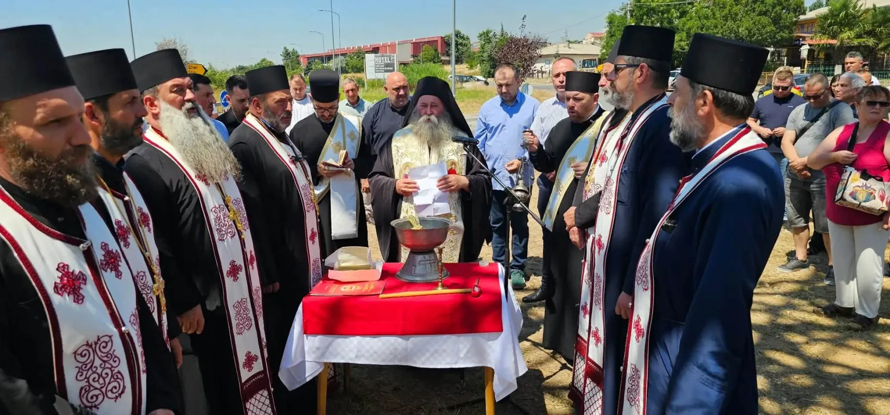 Осветен спомен-крст во Кочани за настраданите од „Пулс": обележјето сведочи, но правдата сè уште се чека