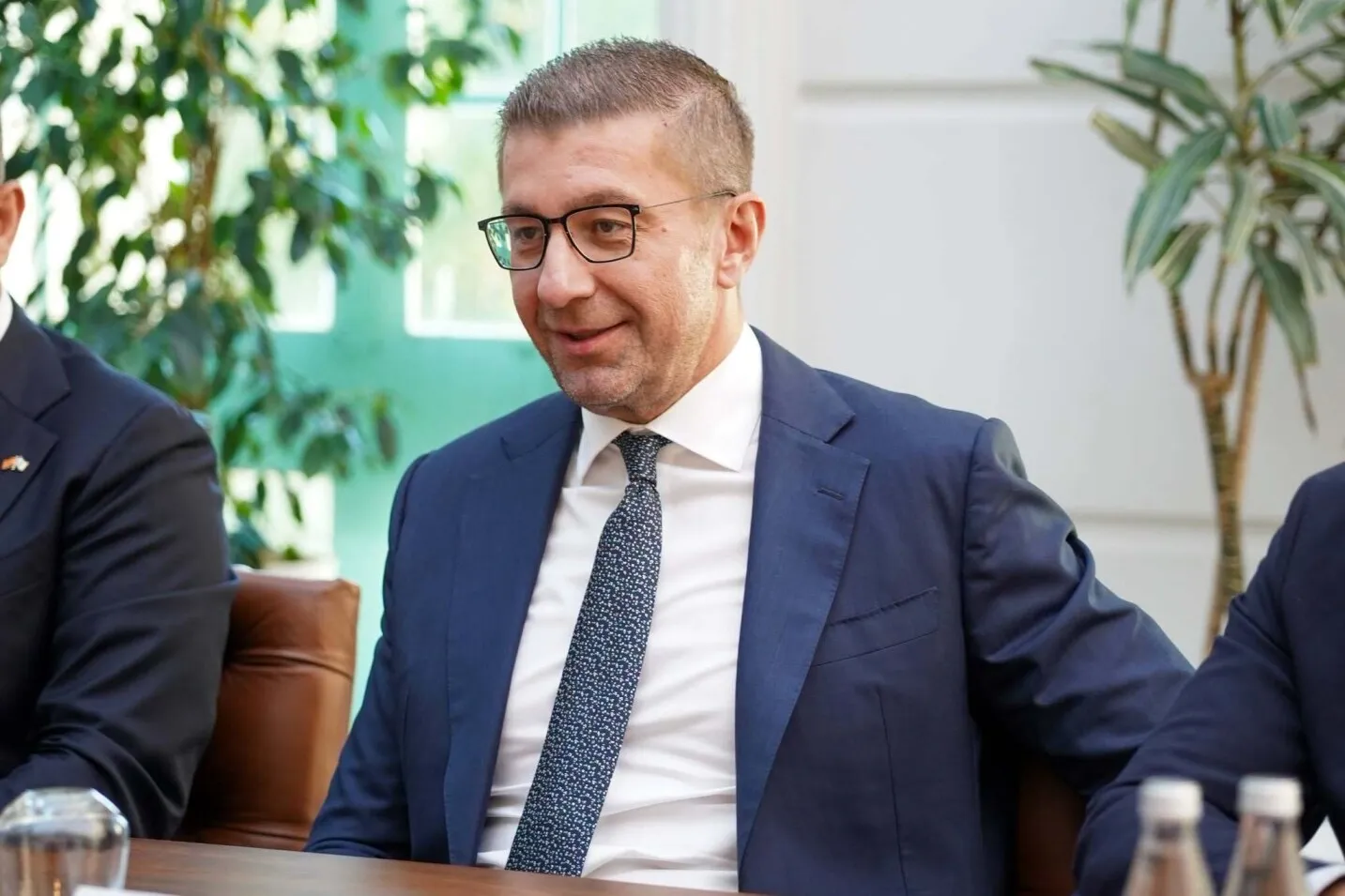 Мнозинството на Мицкоски порасна на 59 пратеници: што добила турската партија за својот потпис?