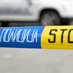 Влечел мајка си 20 метри со автомобил во Петровец: приведен е за 100 минути, а пред тоа?