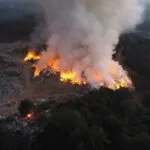 „Буково" пак гори, Крушје пак се гуши: осум илјади кубни метри земја не ја спречија депонијата да се запали