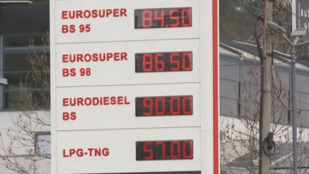 Дизелот на 99,50 денари: кај нас поскапе за 42,8 отсто, кај соседите двојно помалку