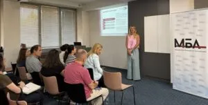 УЈП ги обучува банките за е-Фактура: 50 банкари во сала, а никој не кажува од кој датум