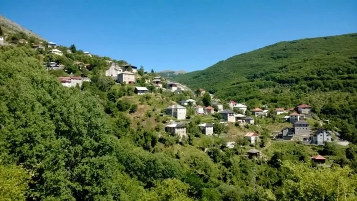 Некој фрлал коноп и дрва во резервоарот за вода во Галичник, а сега целото село штеди