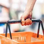 Министерството вели дека нема потреба од нови мерки: храната поевтинела затоа што е август, не затоа што е политика