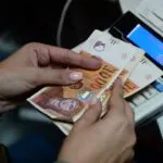 Станбените кредити скокнаа за 16,6 отсто, а компаниите повлекоа 8,7 милијарди денари од сметките за еден месец