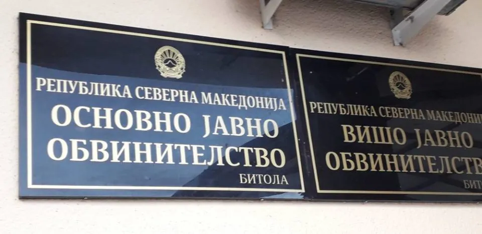 Исто барање, две спротивни мислења: како обвинителството само си го врати пасошот на Марковски