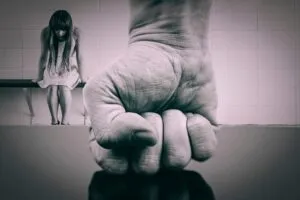 Мерката за забрана е парче хартија: за 24 часа пријавени сопрузи, поранешни партнери и синови