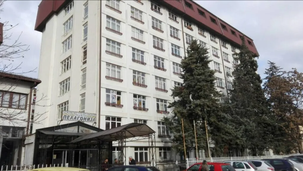 Леб по 126 денари таму каде што пазарот бара 70: ревизијата во студентскиот дом „Пелагонија” нашла и 700 душеци што никој не ги користи