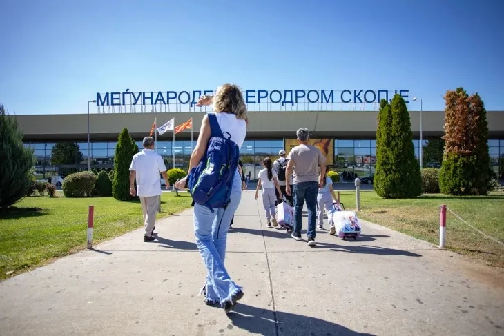 Николоски: од два на четири милиони патници за две години, но бројката остана неразложена