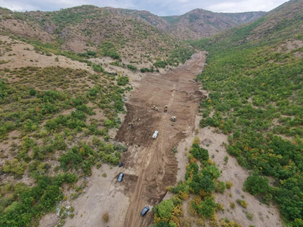 Дивата депонија во Радуша е исчистена и засадена со садници: сега е потешкиот дел, да остане чиста