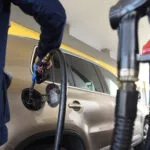 Бензинот ја проби стотката, дизелот падна на 99 денари: намалениот ДДВ важи до 28 септември