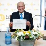Хуан Карлос по втор пат наградуван во Франција за мемоарите: коавторката вели дека таму е човекот на транзицијата, а во Шпанија човекот на скандалите