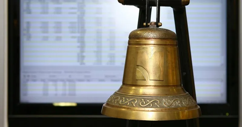 Акциите на трите најтргувани банки паднаа по околу 8 отсто за една недела, иако прометот на берзата порасна за 25 отсто