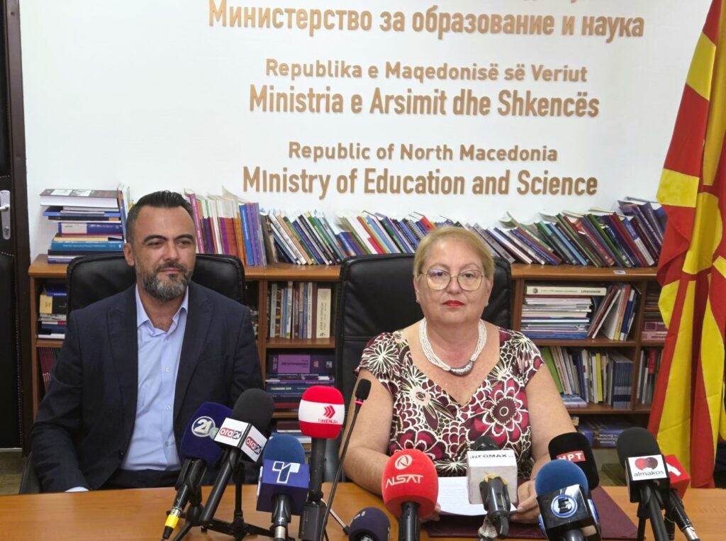 148 празни училишта и 433 паралелки помалку: за десет години изгубивме 8.300 првачиња