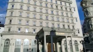Милијарда евра од буџетот за пензии: за опозицијата фондот е неодржлив, за власта стабилен