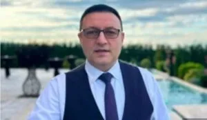 Пукање на влезот во Арачиново: ранет пејачот Азиз Мурати, а стрелецот го познавал