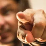 Седум пријави за семејно насилство за едно деноноќие: судот му забрани да ѝ се приближува, тој сепак ја нападнал поранешната сопруга
