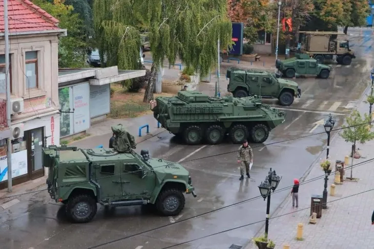 „Страјкер“ на плоштадот во Куманово: Армијата ја покажа американската техника за 85 години од востанието