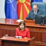Божиновска ја преживеа интерпелацијата со 63 гласа против, прашањата за ЕСМ, броилата и „Чебрен“ останаа отворени