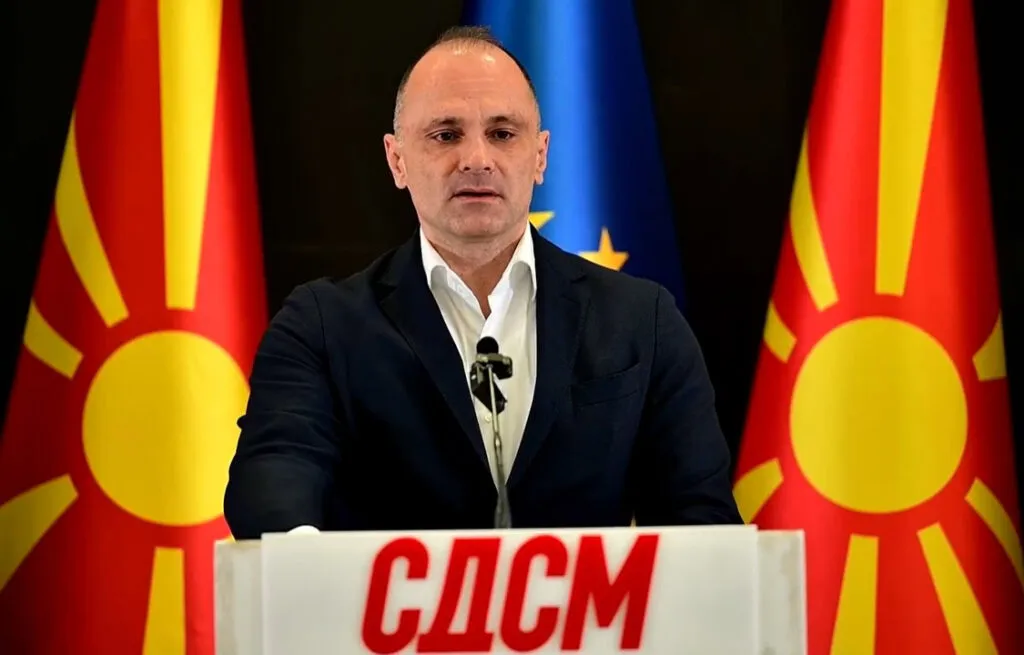 Филипче по поразот на Вучиќ: „Падна Орбан, падна Вучиќ, сите знаеме кој е следен“ - СДСМ ја слави туѓата победа како своја најава