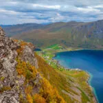 Седум дена и 34 пристаништа по норвешкиот брег: линијата што во 1893 тргна да носи пошта денес ја викаат најубавото патување на светот