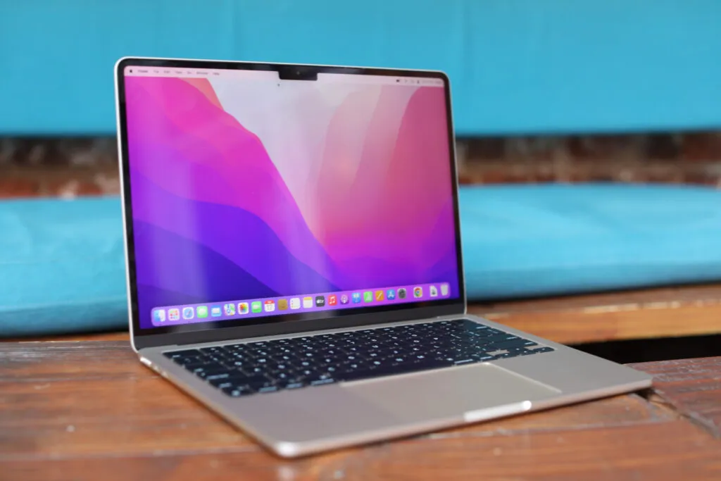 Apple го стега Full Disk Access на Mac поради ВИ-агентите: Meta Muse наводно читал приватни пораки без дозвола