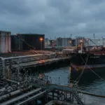 Европа бара построги санкции против Русија, а Трамп му ја отвора вратата на рускиот дизел: сојузниците се разминуваат пред самитот во четврток