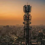 Jio на Амбани оди на берза со можеби најголемото IPO во Индија: од 3,2 милијарди долари, до 2,9 милијарди одат за враќање долг