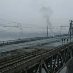 Русија ги гаѓа мостовите на Киев: целта не е да паднат, туку градот да застане