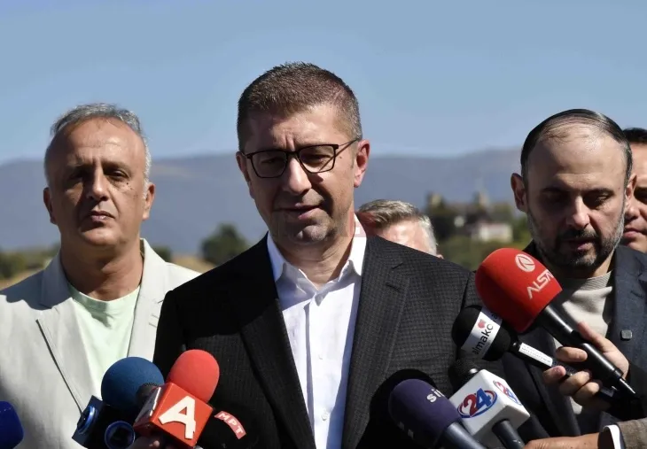 Мицкоски незадоволен од пораките на фон дер Лајен, но нејзиниот совет за средба со Софија го прифати